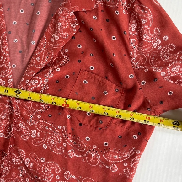 XL Revolve Tularosa Cinnamon Bandana‎ Wrap Crop Top Blouse Chest Pocket - Picture 7 of 10